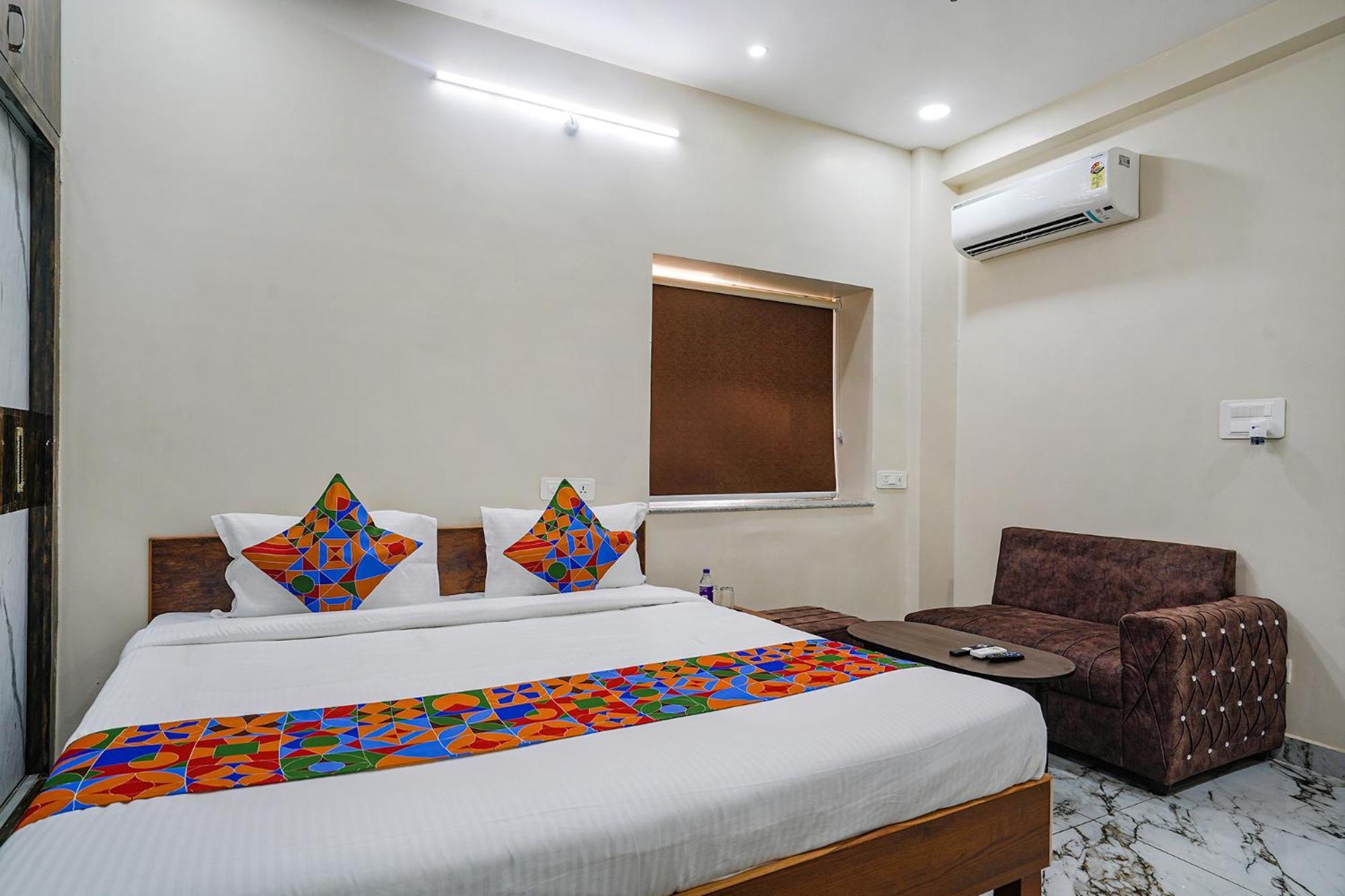 Fabhotel Perams Grand Inn - Hitech City Hyderabad Exterior photo