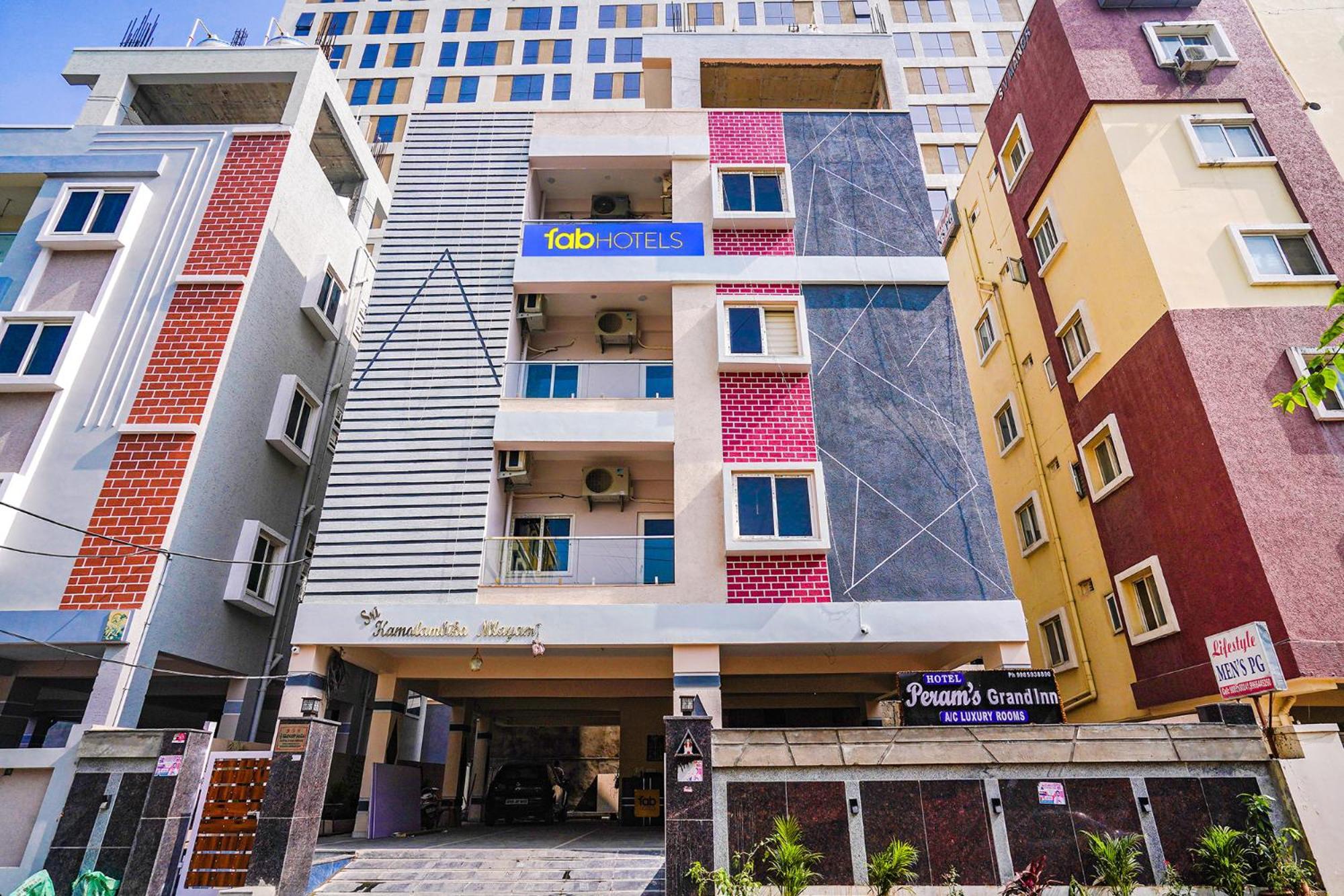Fabhotel Perams Grand Inn - Hitech City Hyderabad Exterior photo