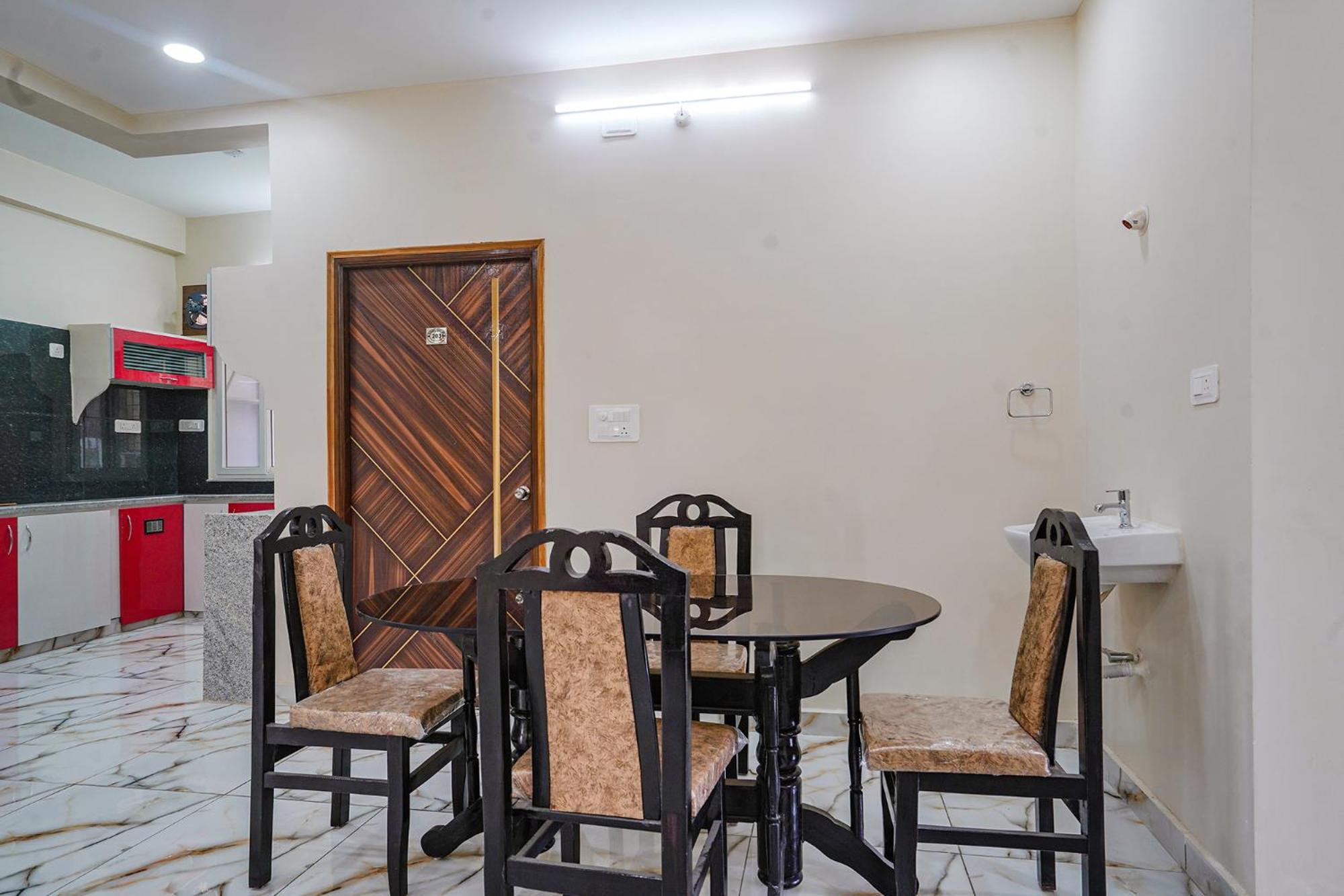 Fabhotel Perams Grand Inn - Hitech City Hyderabad Exterior photo